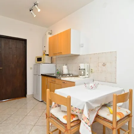 Apartment Fuer 2 Personen Ca 24 Qm In Banjole, Istrien Istrische Riviera