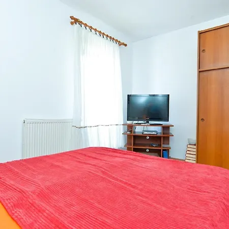 Apartment Fuer 2 Personen Ca 24 Qm In Banjole, Istrien Istrische Riviera